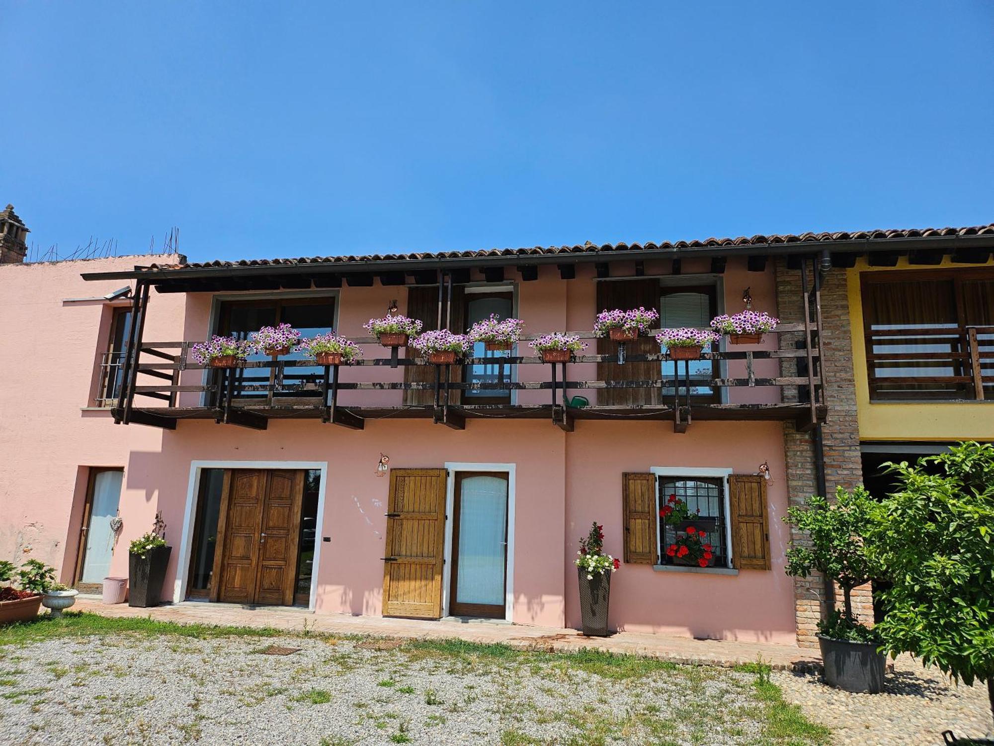 Antico Borgo Di Liteggio Bed & Breakfast Cologno al Serio Luaran gambar