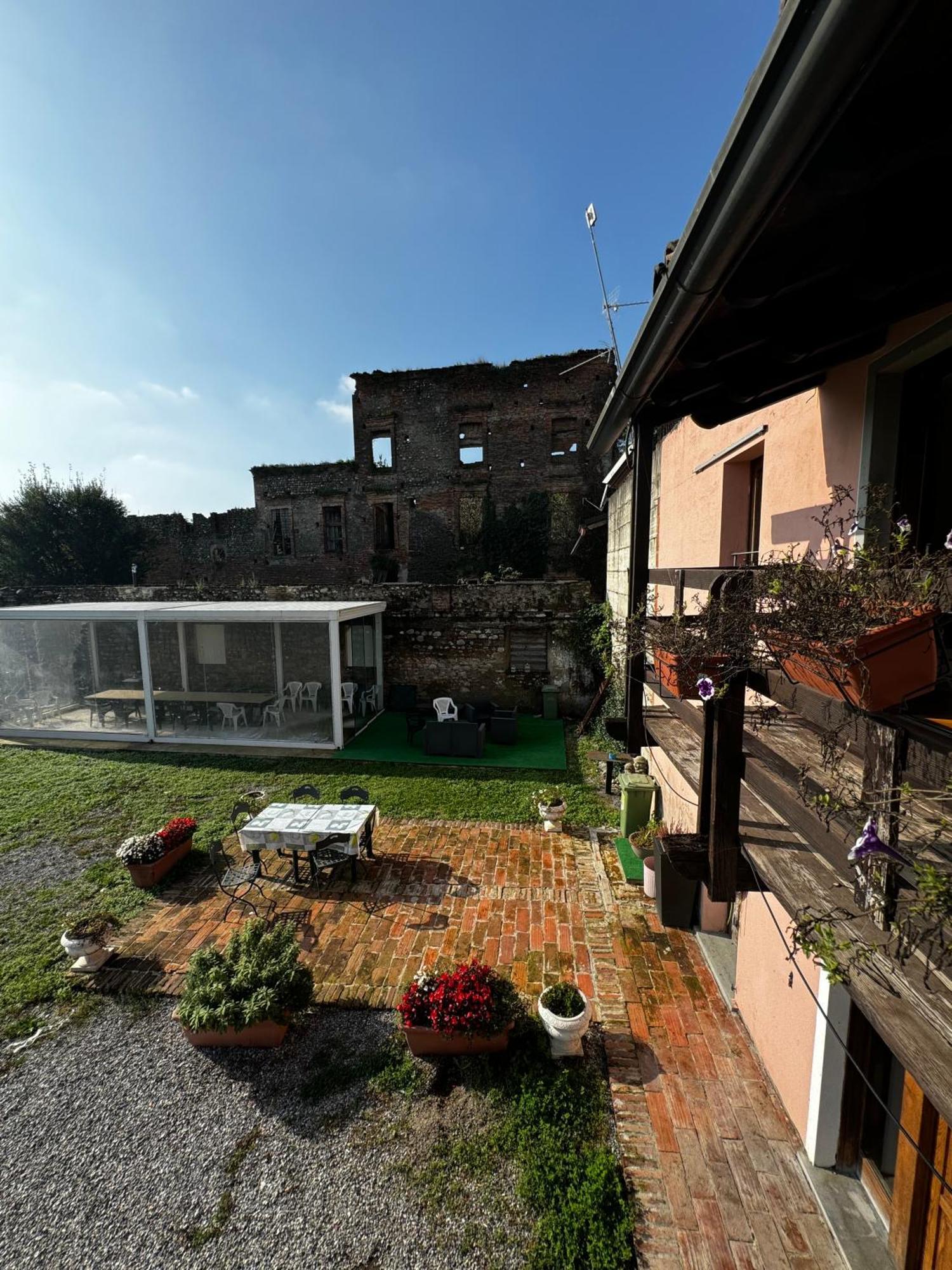 Antico Borgo Di Liteggio Bed & Breakfast Cologno al Serio Luaran gambar
