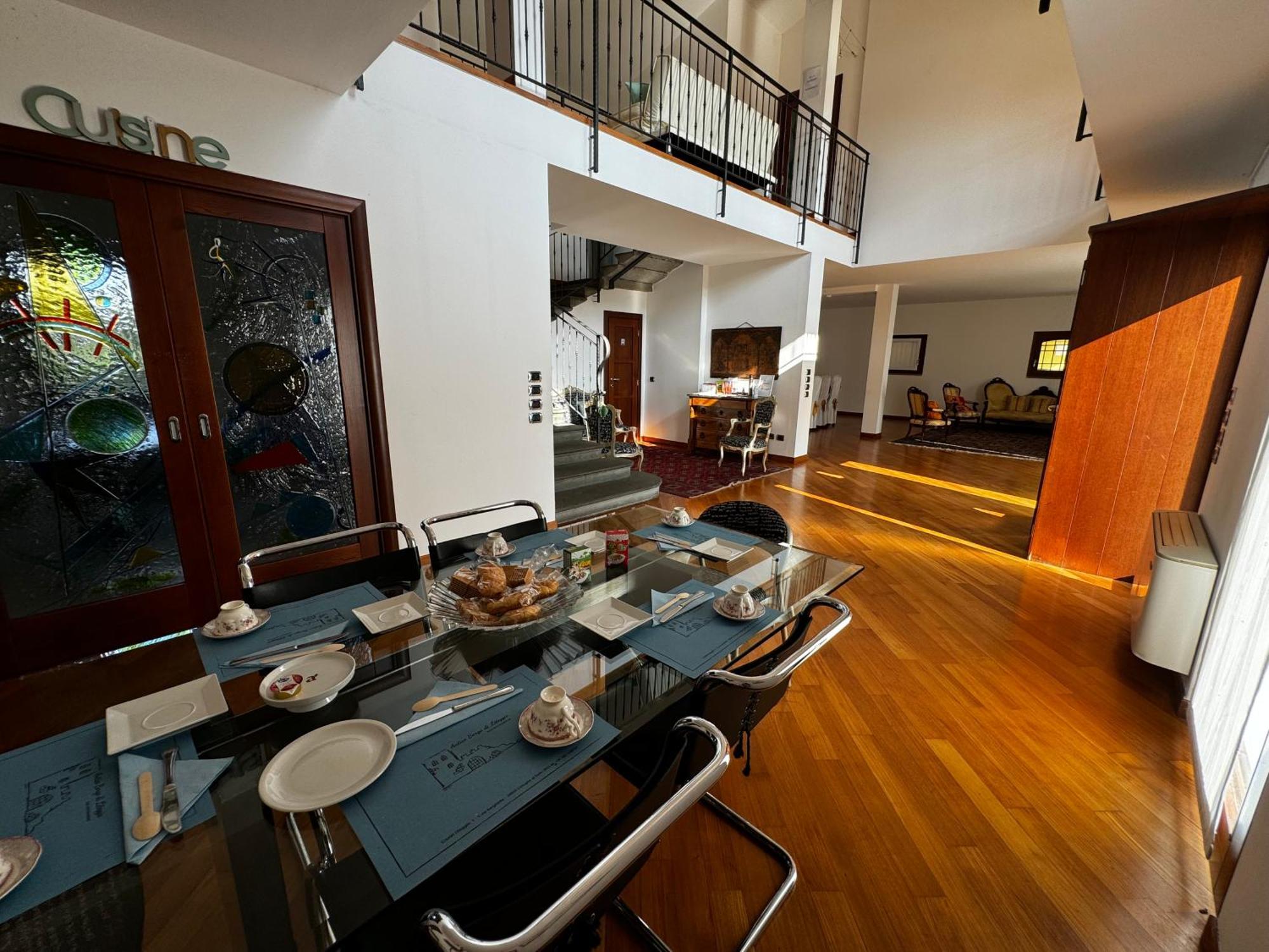 Antico Borgo Di Liteggio Bed & Breakfast Cologno al Serio Luaran gambar